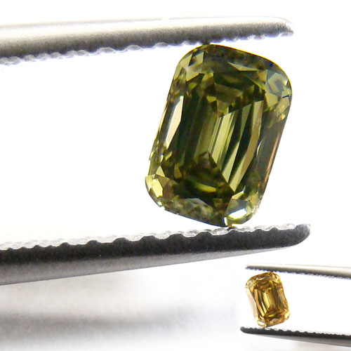 View 0.52 ct. Emerald Cut Fancy g. y. GREEN (Chameleon)