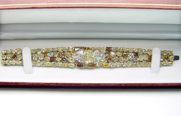 View Royal 76.28ct Multicolor Bracelet